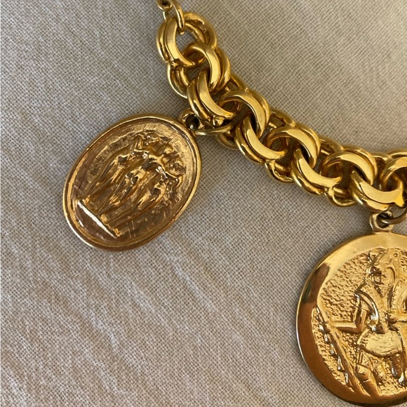 JBK Jacqueline Kennedy Charm Bracelet - Picture 7 of 16